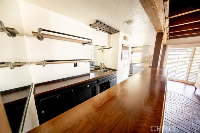 13685 Hidden Valley Road, Victorville CA: https://media.crmls.org/medias/ad273673-2371-4a3a-a4fd-a72b547ca7fd.jpg
