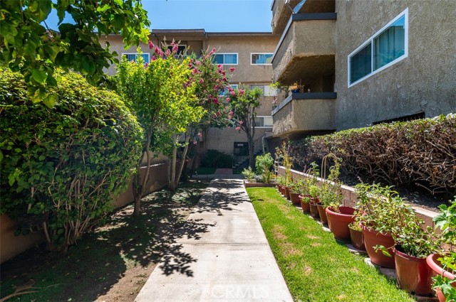 Detail Gallery Image 11 of 25 For 320 E Stocker St #318,  Glendale,  CA 91207 - 1 Beds | 2 Baths