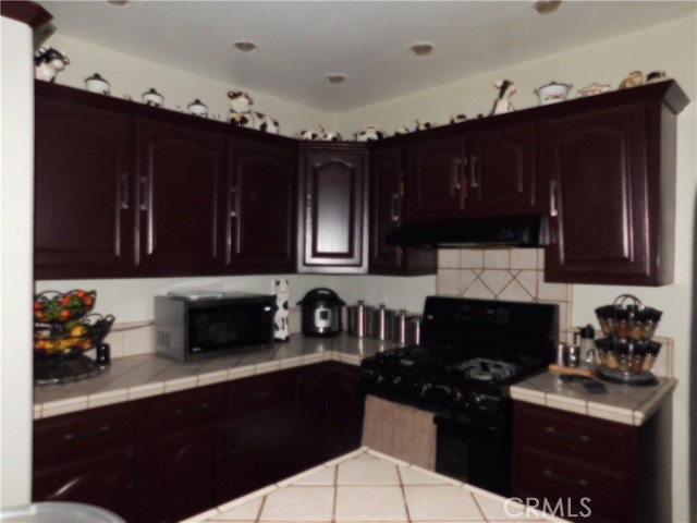 1319 S Downey Road, Los Angeles CA: https://media.crmls.org/medias/ad28176e-e977-4dab-8c5e-a191037025f4.jpg