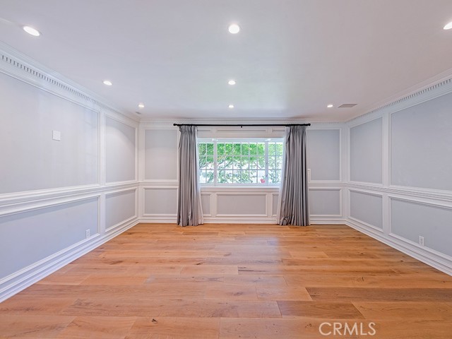 Detail Gallery Image 36 of 50 For 5463 Katherine, Sherman Oaks,  CA 91401 - 5 Beds | 3 Baths