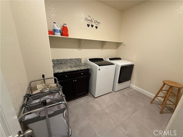 Detail Gallery Image 34 of 73 For 3751 De Soto Way, Merced,  CA 95340 - 4 Beds | 3/1 Baths