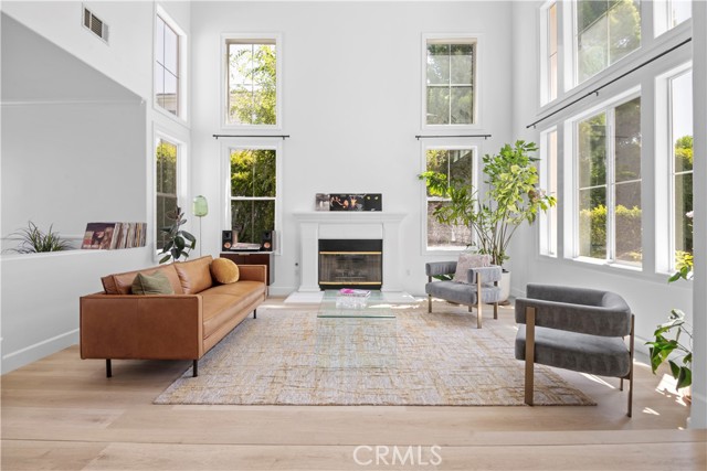 3966 Leighton Point Rd., Calabasas CA: https://media.crmls.org/medias/ad29e228-aec7-4714-9644-04924a6f8b97.jpg