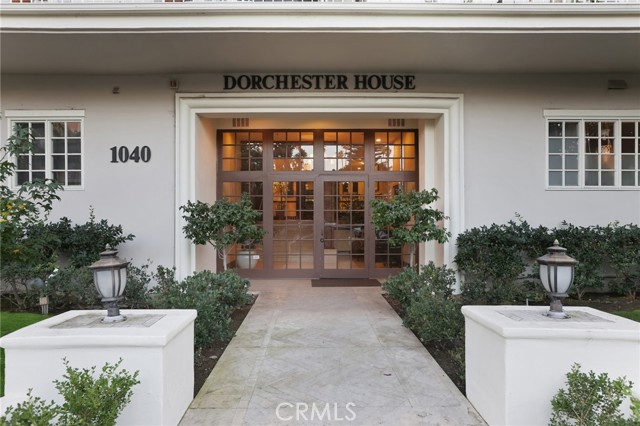 Detail Gallery Image 9 of 67 For 1040 4th #407,  Santa Monica,  CA 90403 - 3 Beds | 3/1 Baths