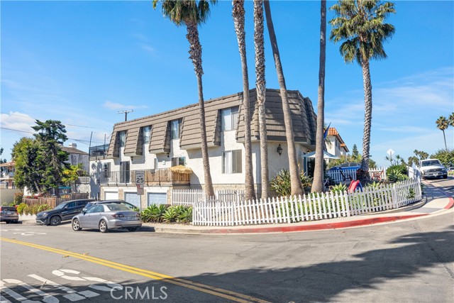 Detail Gallery Image 1 of 27 For 803 Calle Puente #C,  San Clemente,  CA 92672 - 1 Beds | 1 Baths