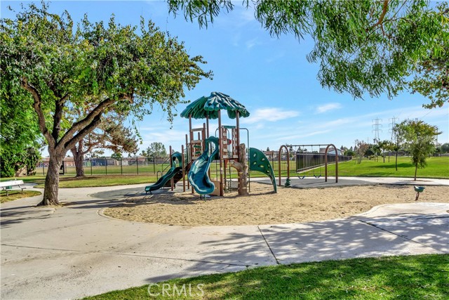 Detail Gallery Image 53 of 55 For 8569 Volga River Cir, Fountain Valley,  CA 92708 - 5 Beds | 2/1 Baths