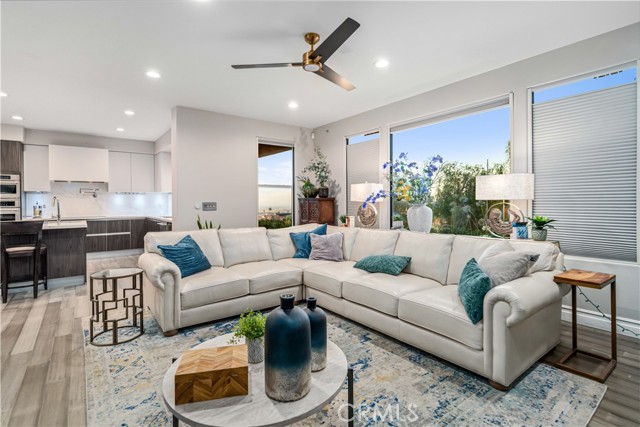 36406 Geiger Avenue, Palmdale CA: https://media.crmls.org/medias/ad2b85b8-6064-404e-81e8-4959e9c4e2c0.jpg