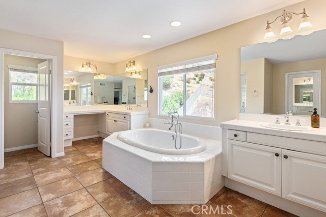 Detail Gallery Image 21 of 65 For 26882 Orchid Tree Ave, Murrieta,  CA 92562 - 5 Beds | 4/1 Baths