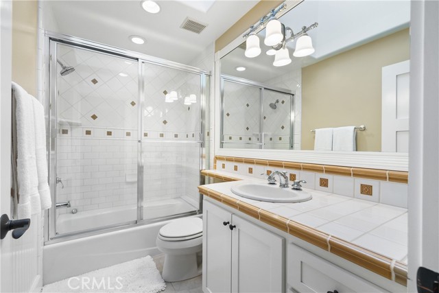 Detail Gallery Image 51 of 71 For 1314 19th St, Manhattan Beach,  CA 90266 - 5 Beds | 4/2 Baths