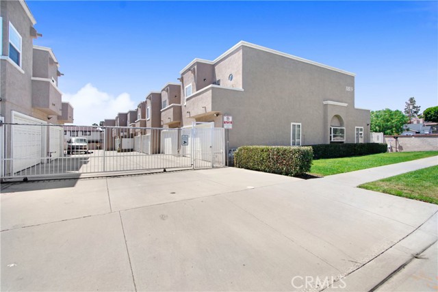 Detail Gallery Image 21 of 21 For 11819 Loma Dr #3,  Whittier,  CA 90604 - 2 Beds | 2/1 Baths