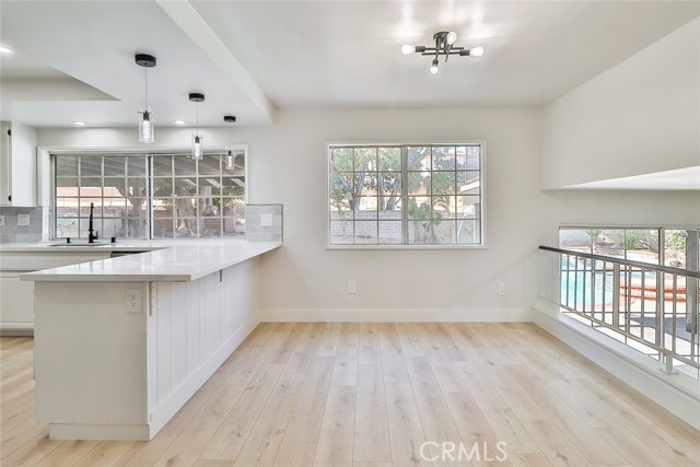 20591 Celtic Street, Chatsworth CA: https://media.crmls.org/medias/ad2cd4e0-7dc9-4b42-ab79-e5528a968590.jpg
