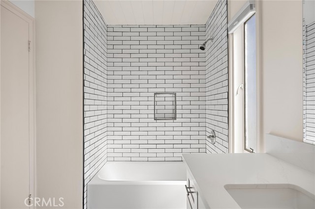 Detail Gallery Image 14 of 33 For 344 Prospect, Newport Beach,  CA 92663 - 3 Beds | 2 Baths