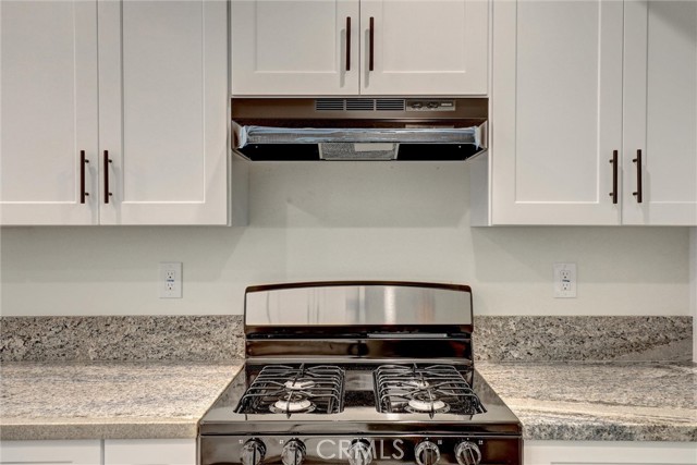 402 E Glendale Drive, Orange CA: https://media.crmls.org/medias/ad2d3c8b-87ab-4774-8946-8bfa1448bcc1.jpg