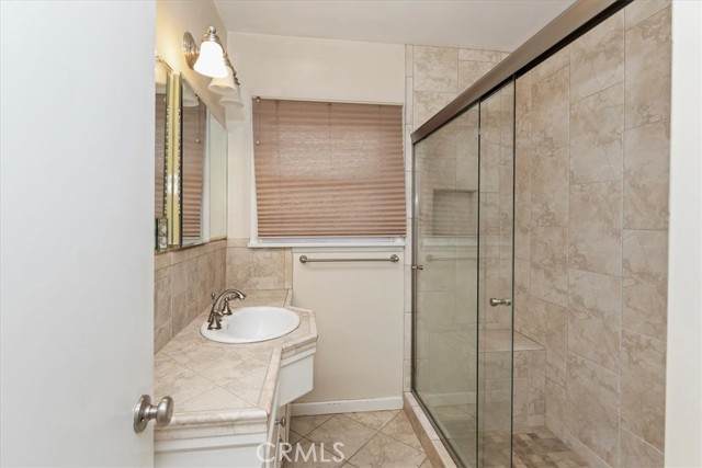 Detail Gallery Image 35 of 50 For 3826 Stansell Dr, Riverside,  CA 92501 - 4 Beds | 2 Baths
