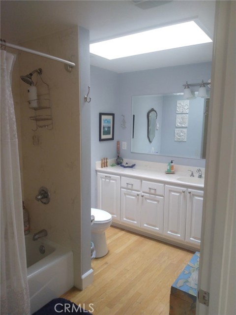 13141 Shawnee Lane, Seal Beach CA: https://media.crmls.org/medias/ad2ee23f-6440-4fa7-a428-727db8877cc8.jpg
