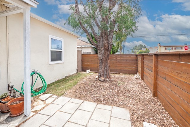 1802 Rindge Lane, Redondo Beach, California 90278, 2 Bedrooms Bedrooms, 0 ,1 BathroomBathrooms,Residential,For Sale,Rindge,0,IV26142200 1802 Rindge Lane, Redondo Beach, California 90278, 2 Bedrooms Bedrooms, 0 ,1 BathroomBathrooms,Residential,For Sale,Rindge,0,IV26142200