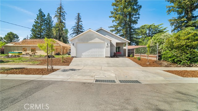 Detail Gallery Image 2 of 31 For 2811 Carlene Place, Chico,  CA 95973 - 3 Beds | 2 Baths