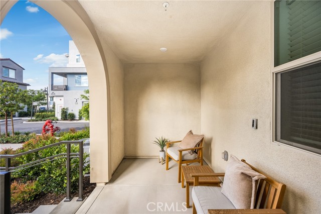 Detail Gallery Image 3 of 51 For 1613 Jade Road, Mission Viejo,  CA 92694 - 3 Beds | 3 Baths