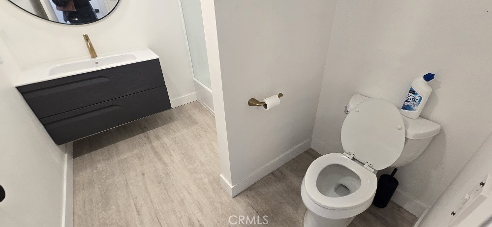 https://media.crmls.org/medias/ad300421-da21-4770-99e2-5f59a5e6169f.jpg?preset=X-Large