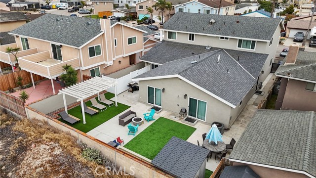 4941 Catamaran Street, Oxnard CA: https://media.crmls.org/medias/ad30848e-e7c5-4957-9713-3480d1c8811d.jpg