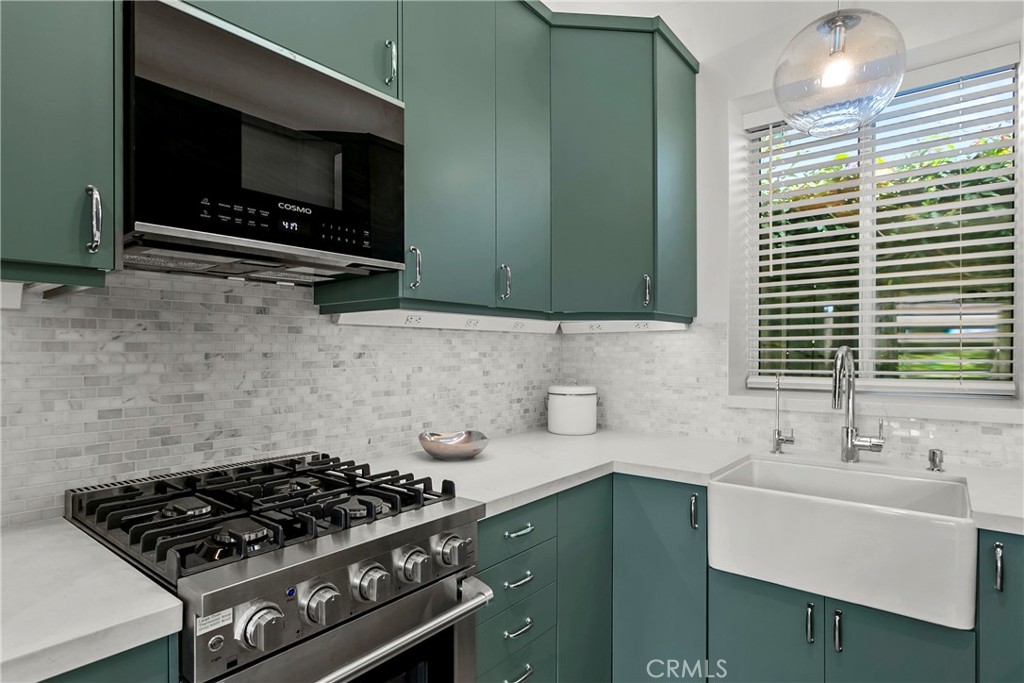 Ad308dac A18d 4ea9 8bf3 81681c74d802