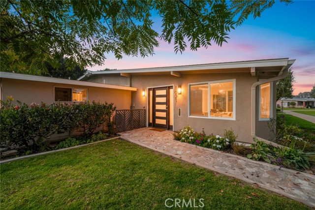 Detail Gallery Image 38 of 39 For 1271 Kenwood Rd 163l,  Seal Beach,  CA 90740 - 2 Beds | 1/1 Baths