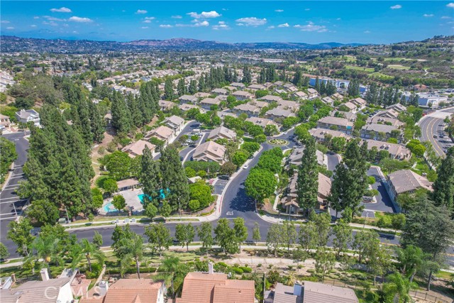 16501 Dundee Court, La Mirada CA: https://media.crmls.org/medias/ad3183c4-080f-4d8d-840b-3dd3772d6898.jpg