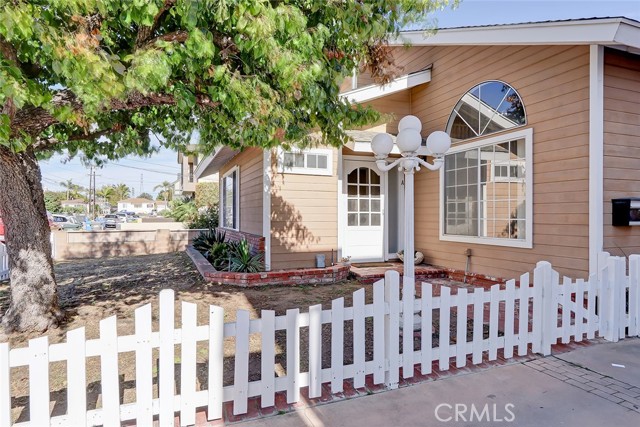 2218 Bataan Road, Redondo Beach, California 90278, 3 Bedrooms Bedrooms, ,2 BathroomsBathrooms,Residential,Sold,Bataan,SB22083182