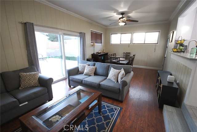 3708 Michelson Street, Lakewood CA: https://media.crmls.org/medias/ad320ea7-ced4-4150-8ce6-24b8bec77822.jpg