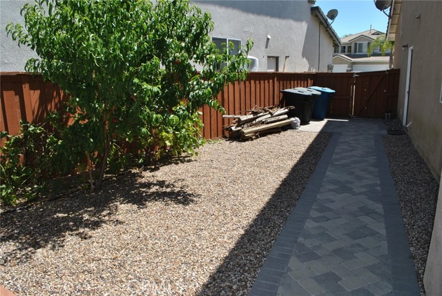 27520 Nellie Court, Temecula CA: https://media.crmls.org/medias/ad324abd-00d1-4b8a-b2b0-cb41f683621f.jpg