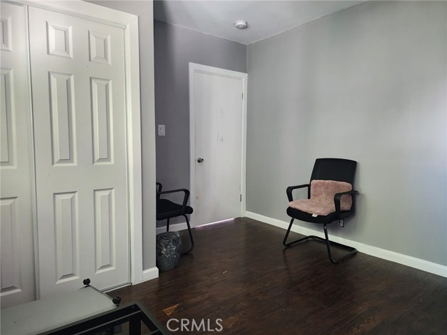 4312 Walton Avenue, Los Angeles CA: https://media.crmls.org/medias/ad32670b-0b0e-47e4-8171-543a3d7a0aa6.jpg