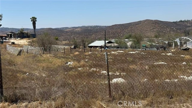 40615 Sage Road, Hemet CA: https://media.crmls.org/medias/ad32b207-1e0f-4fb7-9f1c-e5ae77466129.jpg
