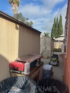 Detail Gallery Image 4 of 6 For 6493 Kingman, Buena Park,  CA 90621 - – Beds | – Baths