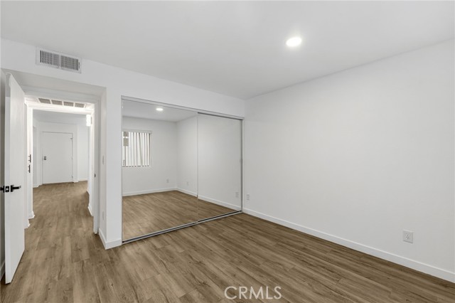 Detail Gallery Image 19 of 22 For 4406 Cahuenga Bld, Toluca Lake,  CA 91602 - – Beds | – Baths