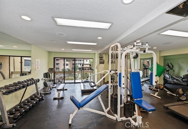 Detail Gallery Image 35 of 43 For 1801 Diamond St, San Diego,  CA 92109 - 1 Beds | 1 Baths