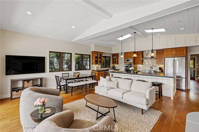 Image 6 of 54 For 521 24th Place