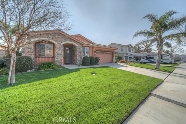 Detail Gallery Image 1 of 1 For 15477 Petunia St, Fontana,  CA 92336 - 3 Beds | 2 Baths