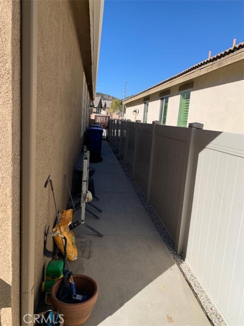 Detail Gallery Image 30 of 30 For 18319 Lapis Ln, San Bernardino,  CA 92407 - 3 Beds | 2 Baths