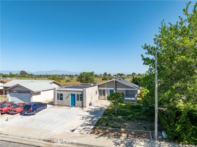 Detail Gallery Image 1 of 16 For 3831 W Avenue K-10, Lancaster,  CA 93536 - 3 Beds | 2 Baths