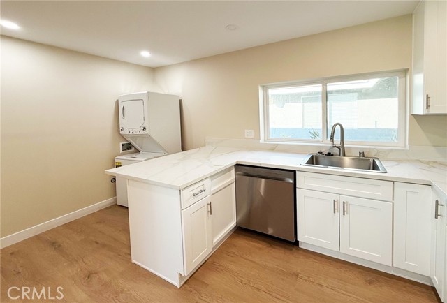 Detail Gallery Image 8 of 11 For 19936 Ranger, Huntington Beach,  CA 92646 - 0 Beds | 1 Baths