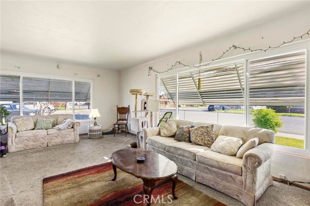 Detail Gallery Image 9 of 49 For 159 159 S Shasta St., Willows,  CA 95988 - 6 Beds | 3 Baths