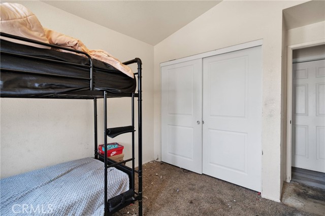 27818 Hummingbird Lane, Helendale CA: https://media.crmls.org/medias/ad36c817-8bc8-4ee3-8d60-87592cf22422.jpg