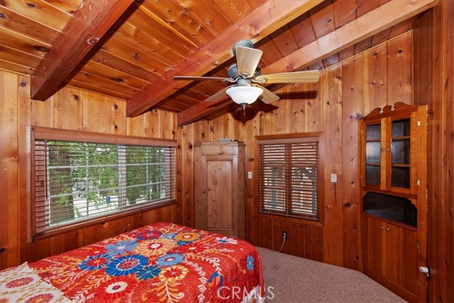295 Sunset, Lake Arrowhead CA: https://media.crmls.org/medias/ad37940e-5602-4239-8acd-c320c9f32594.jpg