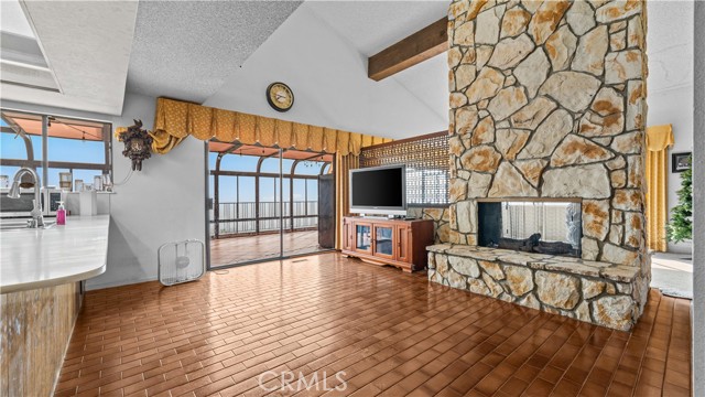 Detail Gallery Image 8 of 28 For 29702 Grandpoint Ln, Rancho Palos Verdes,  CA 90275 - 4 Beds | 4 Baths