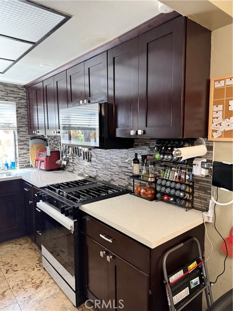 10031 Aspen Circle, Santa Fe Springs CA: https://media.crmls.org/medias/ad390ded-6b74-4e74-a4cd-f93019f1e740.jpg