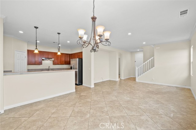 Detail Gallery Image 13 of 41 For 2658 Greenwood Ct, Palmdale,  CA 93550 - 4 Beds | 3 Baths