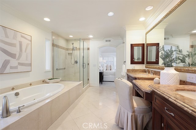 Detail Gallery Image 15 of 33 For 1 Coventry, Newport Beach,  CA 92660 - 4 Beds | 3/1 Baths