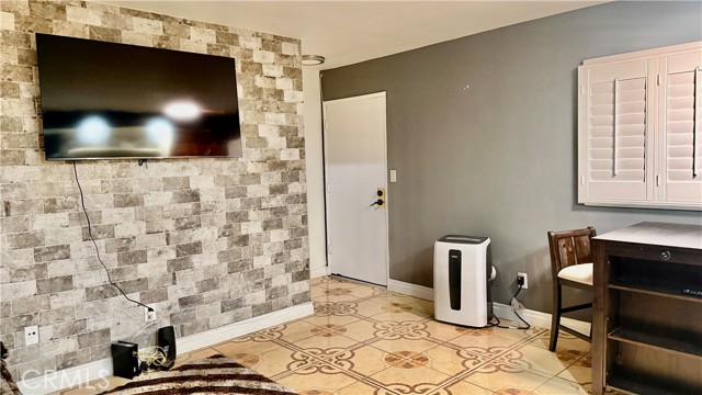 Detail Gallery Image 7 of 26 For 7904 Laurel Canyon #12,  North Hollywood,  CA 91605 - 1 Beds | 1 Baths
