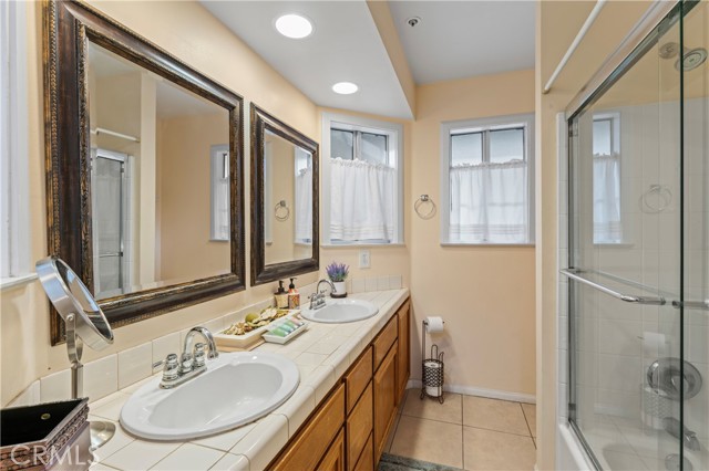 Detail Gallery Image 13 of 39 For 1285 Yukon Dr, Lake Arrowhead,  CA 92352 - 3 Beds | 2/1 Baths