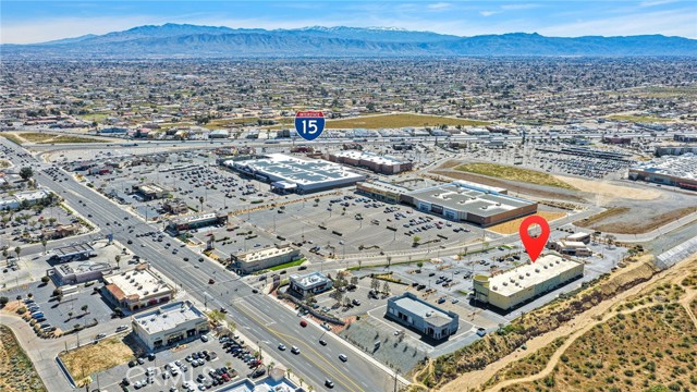 12044 Dunia Road, Victorville CA: https://media.crmls.org/medias/ad3c6cba-fba9-4078-b07a-99e1c2820ac2.jpg