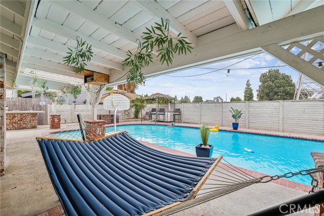 Detail Gallery Image 33 of 37 For 9159 Geyser Ave, Northridge,  CA 91324 - 3 Beds | 2 Baths